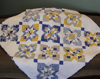 Handmade Quilt, Blue and Yellow Quilt, Medallion Quilt, Couch Quilt, Throw