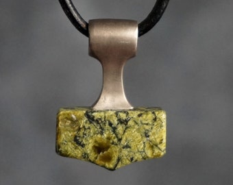 Handmade Serpentine Stone Viking Hammer Necklace: Norse Mjolnir Pendant