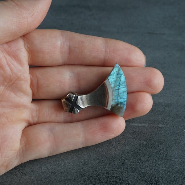 Viking axe necklace. Labradorite pendant. Small axe. Norse pagan jewelry