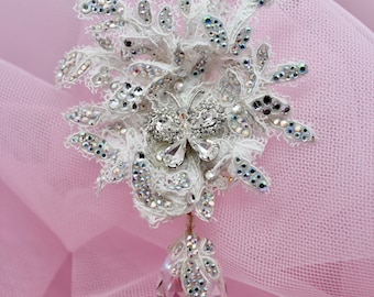 Lace pin met Swarovski kristal