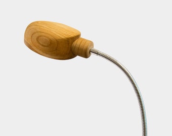 Yaiko - Wooden Clamp Lamp. Unique Desk Lamp, Flexible Gooseneck Table Lamp, Bedside Modern Clip on Light, Wood Lighting, Desk Lighting