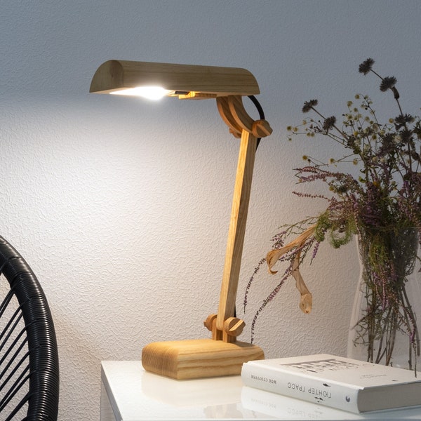 Vinkli - Lampada da tavolo orientabile. Lampada da scrivania unica, lampada da tavolo flessibile, illuminazione in legno, illuminazione da scrivania