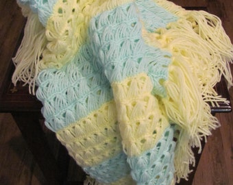 Crochet Baby Blanket ~ Yellow and Green