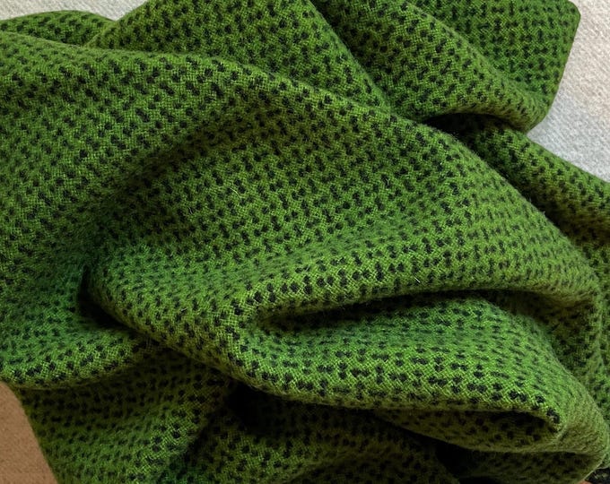 Reversible Christmas Green Black Tie, Half Yard Hand Dyed Wool, for Rug Hooking, Wool Appliqué, Sewing and Crafts
