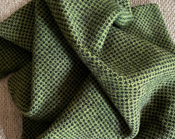 Green Honeycomb, Hand Dyed Fat Quarter, Felted Wool Fabric for Rug Hooking, Wool Appliqué, Sewing and Crafts