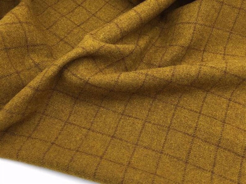 Wool Applique /& Crafts Felted Wool for Rug Hooking Pot O/'Gold
