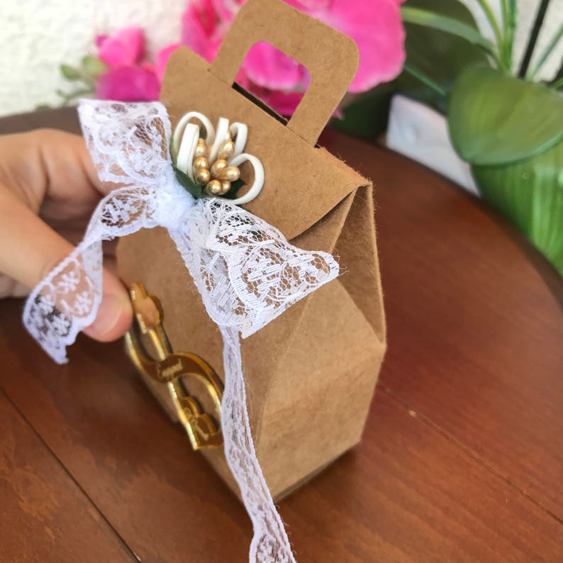 infinity favor Personalized gift favors for wedding cardboard favor gift favor 40 pcs.weddings favors box chocolate favor gold favor