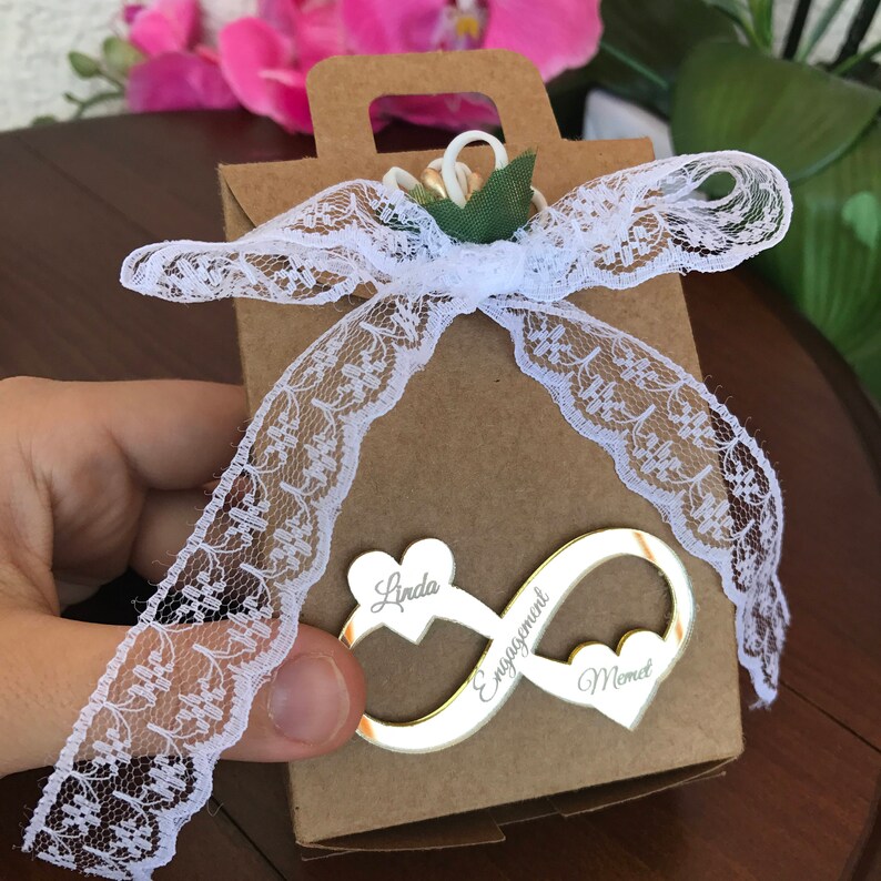 infinity favor Personalized gift favors for wedding cardboard favor gift favor 40 pcs.weddings favors box chocolate favor gold favor