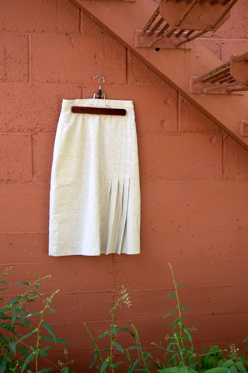 vintage oat linen blend midi skirt pleated high-waisted calf length pendleton tweed style prairie skirt cream tan beige retro boho