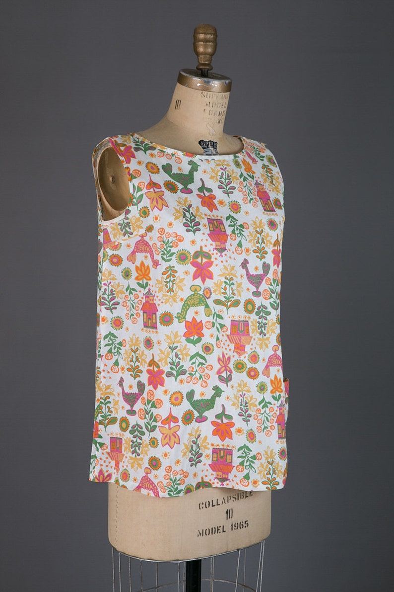 novelty print blouse vintage 1950s maternity top blouse