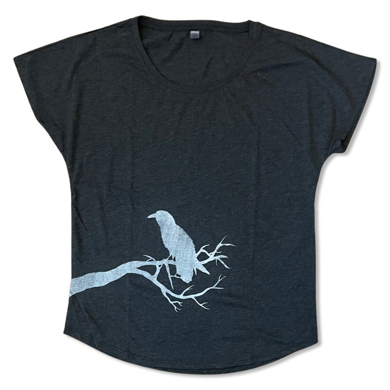 Raven Scoop Neck T-shirt Original Artwork, Lightweight, Super Soft, Preshrunk Made in USA crow imagem 1