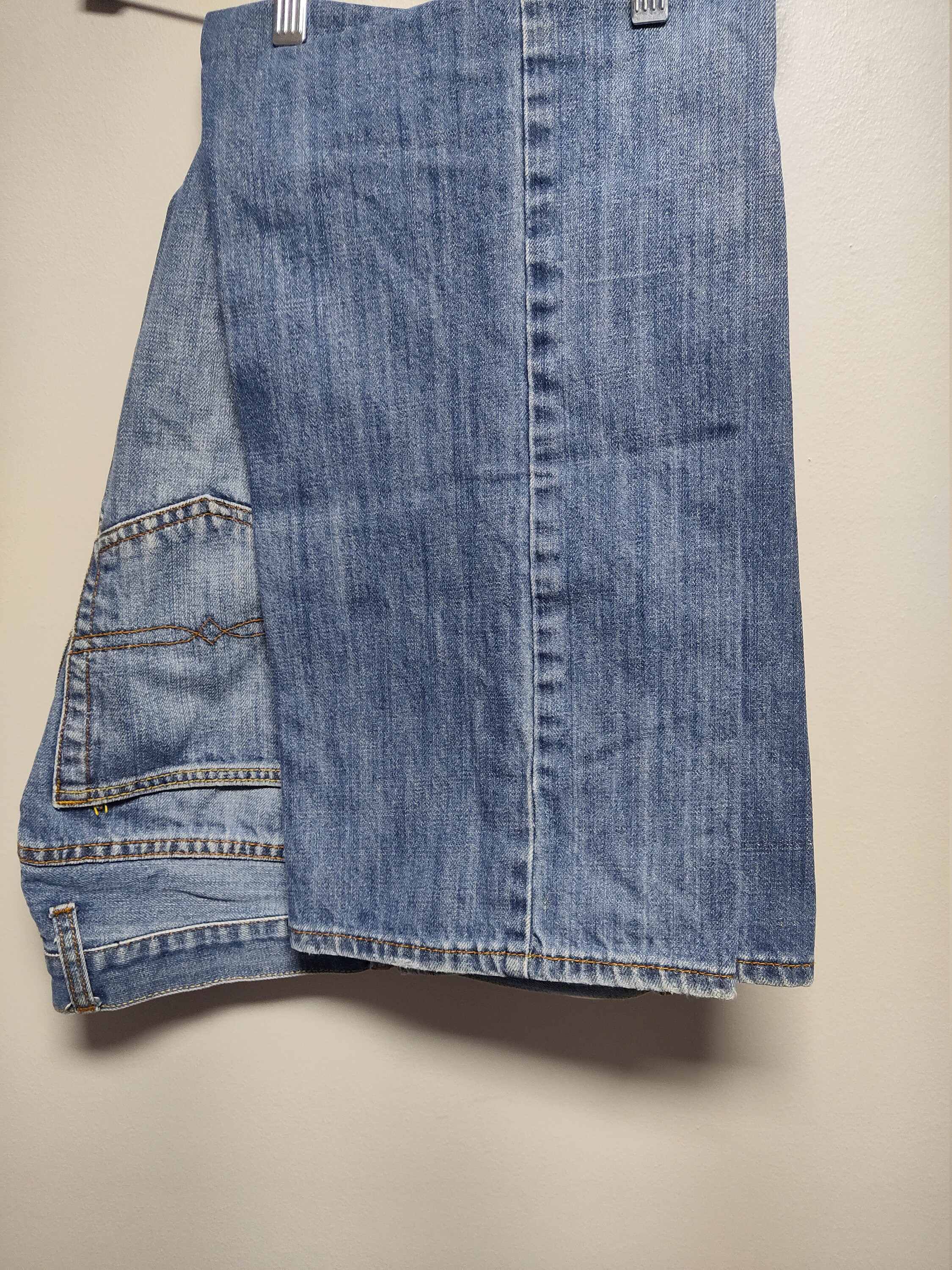 Vintage Jeans by LUCKY BRAND 100% Cotton 