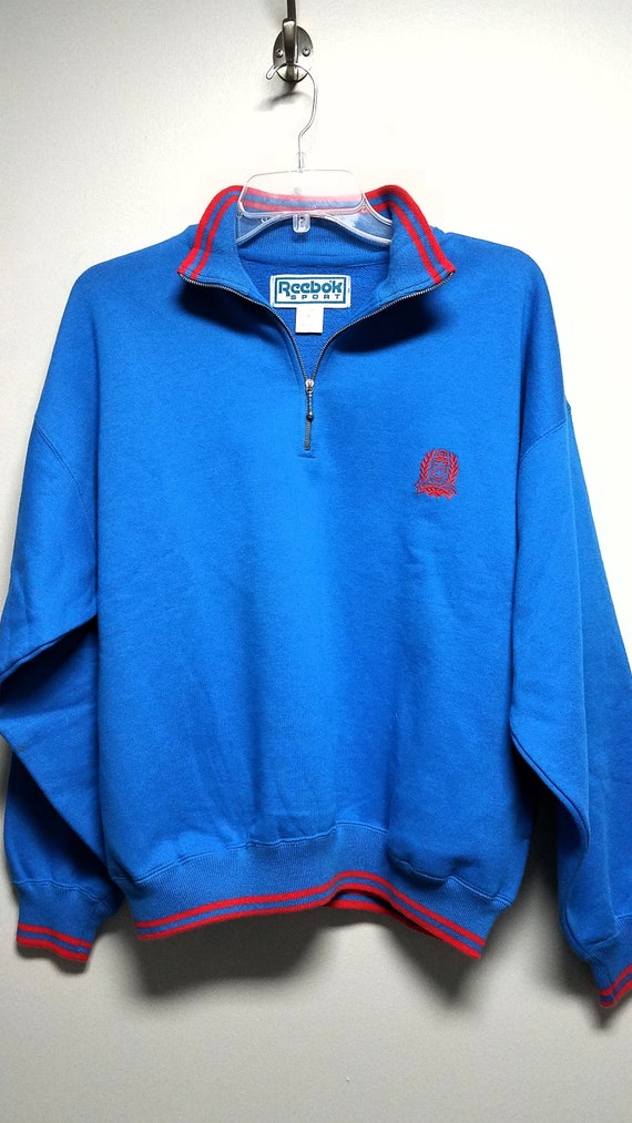 So Very Awesome   VINTAGE REEBOK  SWEATSHIRT   Nev