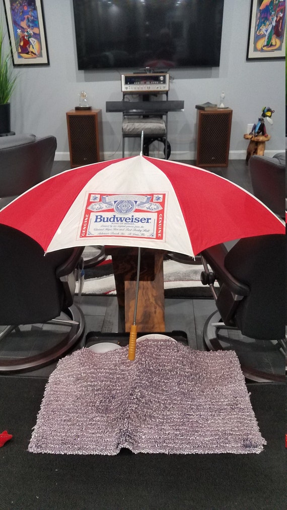 So Very Awesome  Vintage BUDWEISER  UMBRELLA    F… - image 1