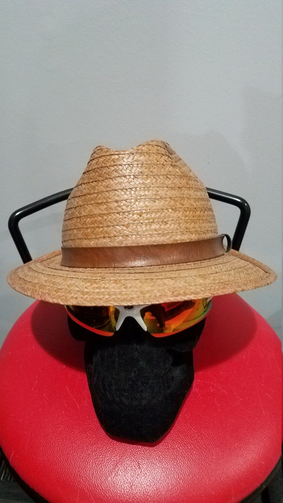 GENUINE COCONUT HAT.  80'S. Never Worn,   Store ta