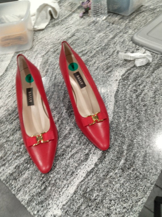Beautiful Classic Vintage Woman's RUBY RED Heels … - image 2