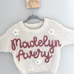 Gestickter Pullover mit Namen|Gesprenkelter Pullover|Gestrickter Oversize Pullover|Baby Pullover|Pullover mit kundenspezifischen Namen|Konfetti Pullover