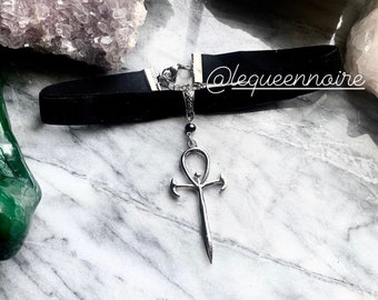 Velvet Vampire Cross Choker