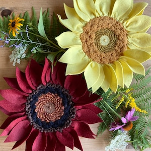 Woven Sunflower Kit image 1