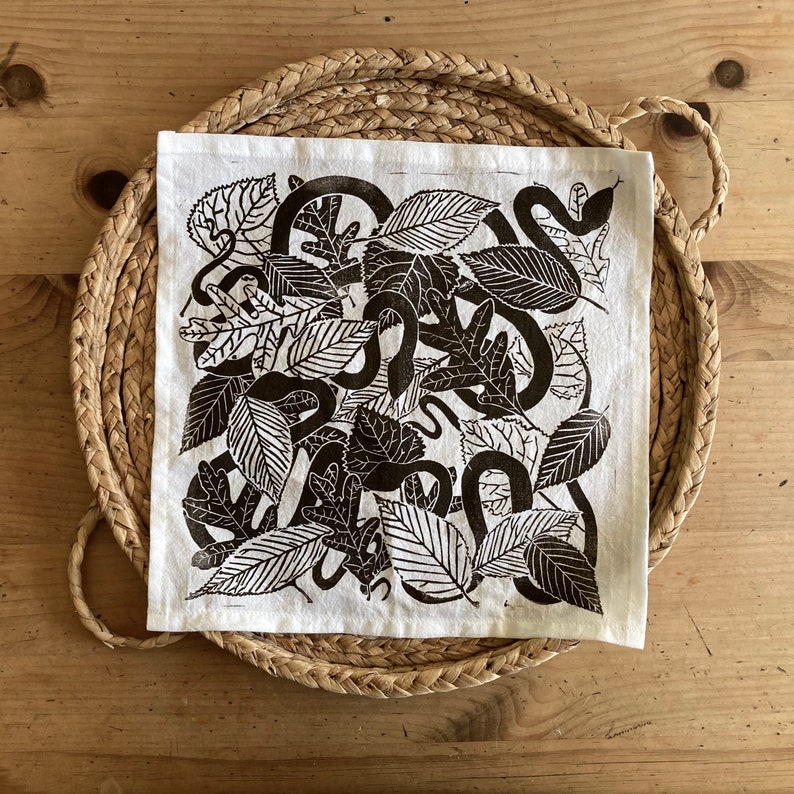 Napkin Seconds Nature Snakes and Leaves