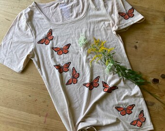 Adult M - Butterfly Flight t-shirt