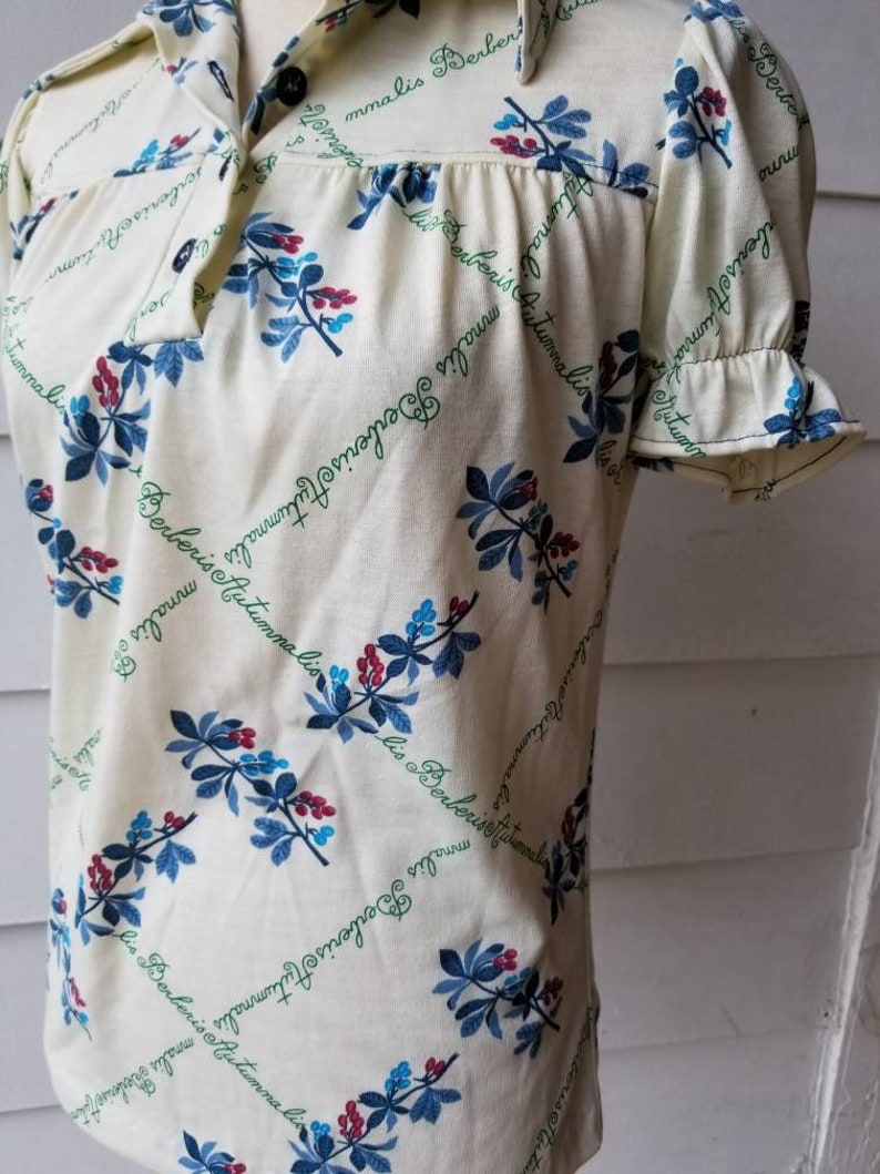 Mister Marty 1970s Deadstock Novelty Floral Top Lis Berleris Autumnalis
