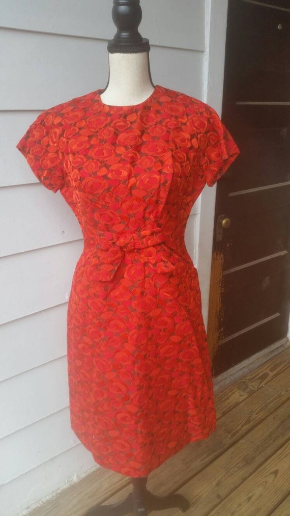 1960s Red Floral Tapestry Dress || Large || Mad M… - image 9