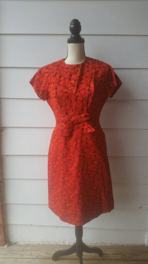 1960s Red Floral Tapestry Dress || Large || Mad M… - image 4