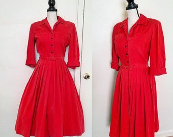 1950s/60s Fire Engine Red Corduroy Dress || Small