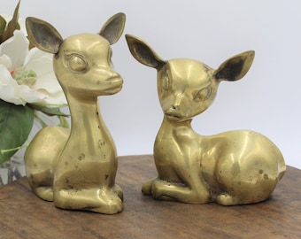 1970’s LARGE BRASS DEER , set of 2 cast brass doe and fawn, vintage sitting deer table decor, holiday centerpiece, reindeer holiday display