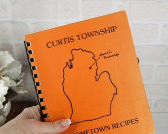 1980's CURTIS TOWNSHIP MICHIGAN hometown recipes cookbook, recipes from Michigan baking canning freezing vintage recipes