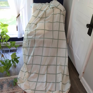 1970&#39;s TWIN FITTED SHEET, gorgeous green striped pattern fabric, soft bed linens for boho mix and match bedding, cottage core bedding