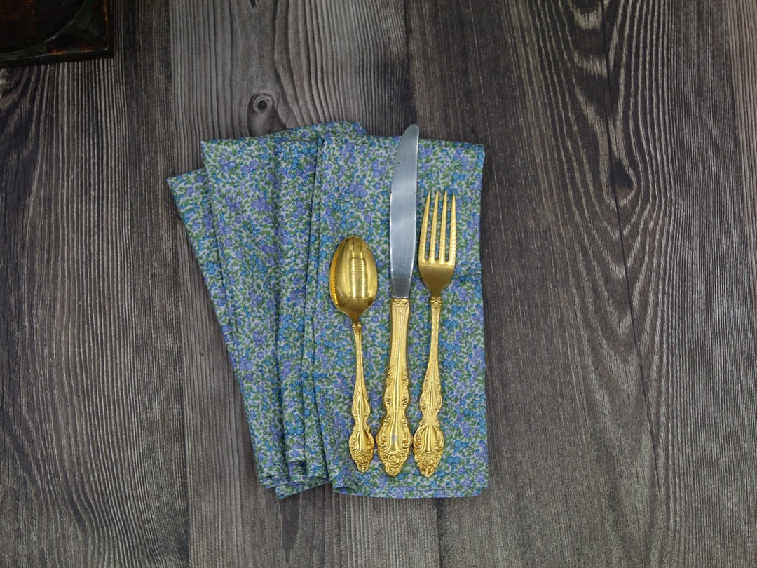 1980'S FLORAL CLOTH NAPKINS, Vintage Green Blue Table Linens, Vintage