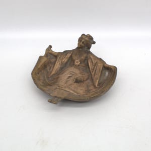 BRONZE GEISHA TRINKET Tray | Vintage 70s Japanese Asian Art | Peek-a-boo Naughty Art | Pin Jewelry Ring Dish | Maximalist Ashtray | Art Deco
