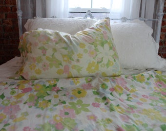 1970's FLORAL FITTED full size sheet with one pillow case, pink yellow flowered mid century bedroom decor or repurpose fabric for curtains