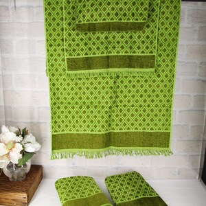 Avocado green bath towels sale