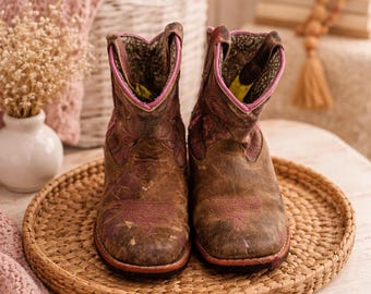 Vintage Children's Cowboy Boot Decor | Nursery Baby's Room | Rustic Farm Birth Announcement