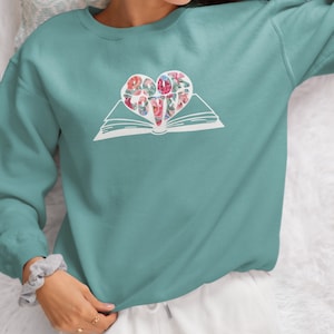 Floral Book Lover Sweatshirt: Comfy Bookworm Crewneck