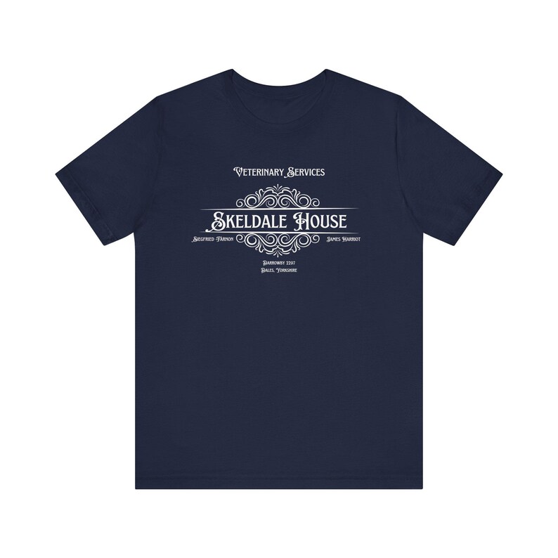 Skeldale House T-Shirt | Vintage-T-Shirt mit Motiven aus „Der Herr und die Kleinen der Welt“ Navy