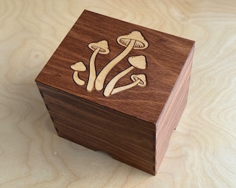 Magic Mushroom 2 Jar Stash box with Rolling Tray