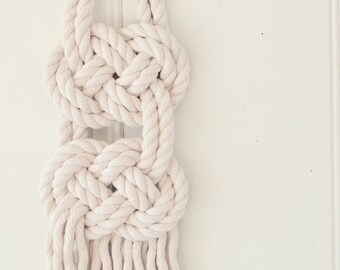 Double Coin Wall Hanging / Macrame Wall Hanging / Carrick Bend Wall Hanging