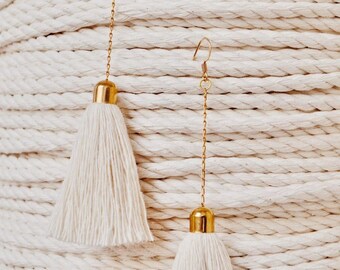 Gold Tassel Earrings / Fringe Earrings / Gold Drop Chain Tassel Earring / Dangle Earring / Boho Style Earring