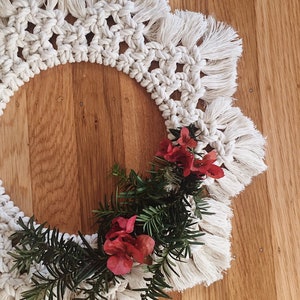 Macrame Wreath / Holiday Wreath / Macrame Home Decor / Macrame Wall Hanging image 6