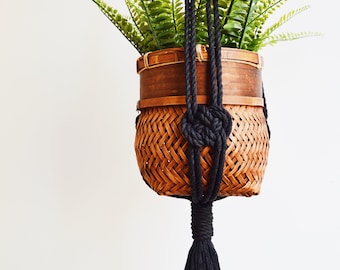 Josephine Macrame Plant Hanger in Black Cotton / Hanging Basket / Modern Art / Plant Holder