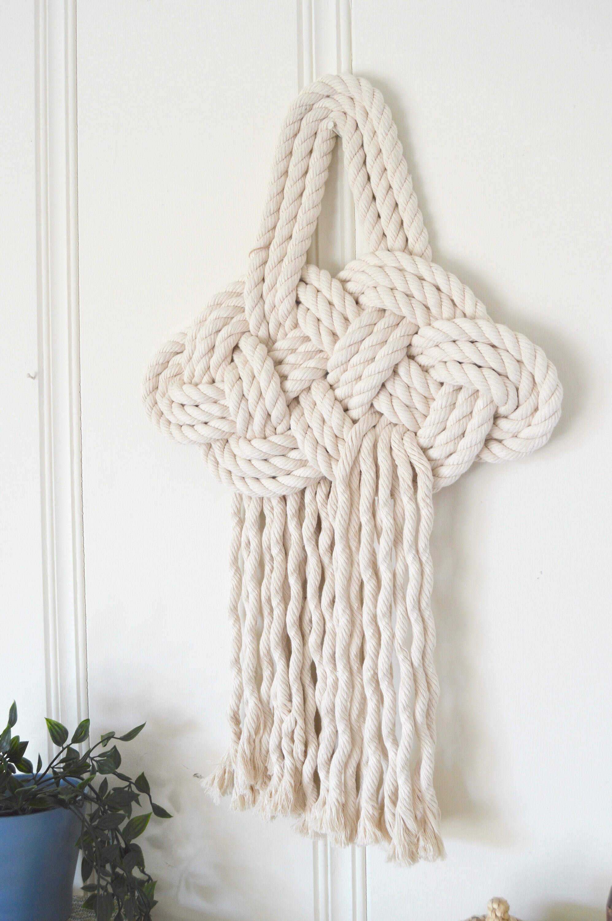 Cloud Knot Wall Hanging / Knot Charm Wallhanging / Macrame - Etsy
