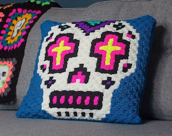 3 in 1 Skull CROCHET PATTERN (C2C) / Digital Download / Crochet Wall Hanging / Crochet Blanket / Eclectic Décor / PDF Pattern