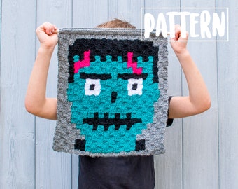 HALLOWEEN CROCHET PATTERN: Frankenstein C2C Wall Hanging / Corner to Corner Crochet / Graphgan