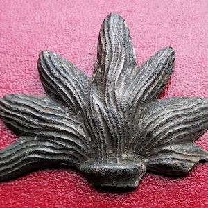 Very Rare Bronze Badge of Napoleon I Wars Artillery Regiment.