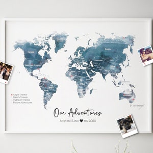 Mapa del mundo personalizado con tablero de alfileres / Mapa de viaje en acuarela enmarcado / Regalo de mapa con chinchetas / Regalo de viaje para bodas y aniversarios