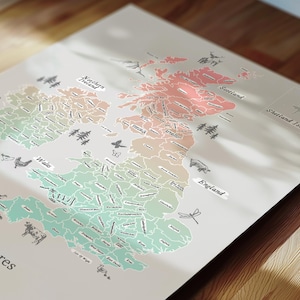 Aquarelle personnalisée à gratter dessinée à la main, carte du Royaume-Uni de l'Angleterre, de l'Irlande, de l'Écosse - Couleurs des embruns - Orange rose et turquoise